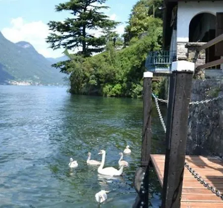 Sleeps 8 Pool Pognana Lario